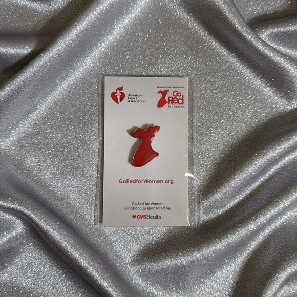 AHA Go Red for Women Red Dress Heart Awareness Lapel Hat Pin Brooch NWT - Picture 6 of 8